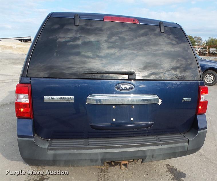 image for item DA3913 2010 Ford Expedition XLT SUV