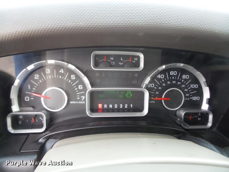 image for item DA3913 2010 Ford Expedition XLT SUV