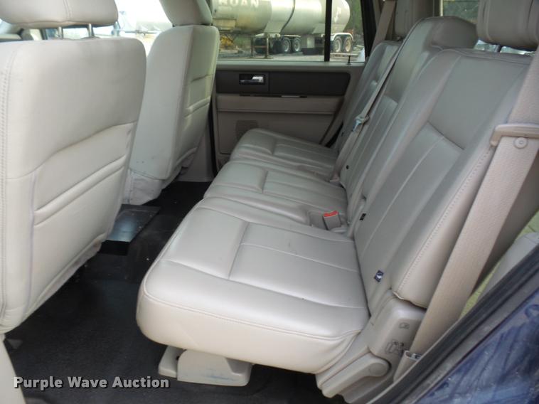 image for item DA3913 2010 Ford Expedition XLT SUV