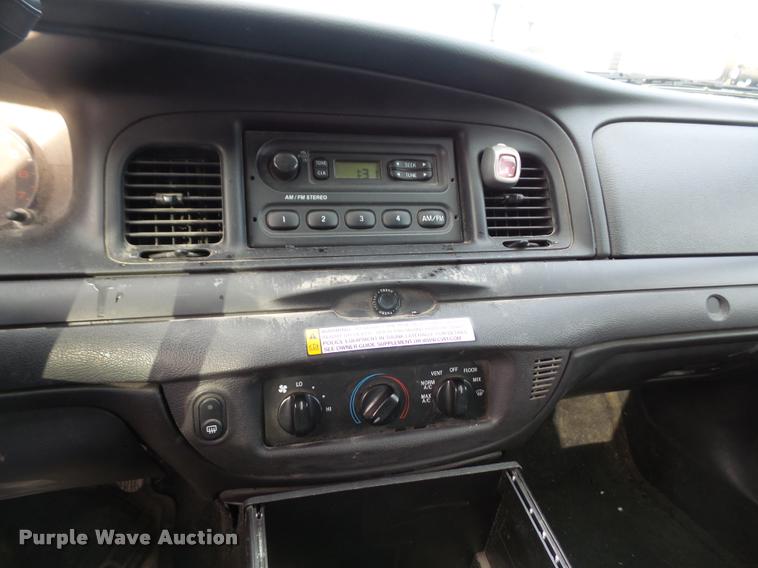 image for item DA3914 2010 Ford Crown Victoria Police Interceptor