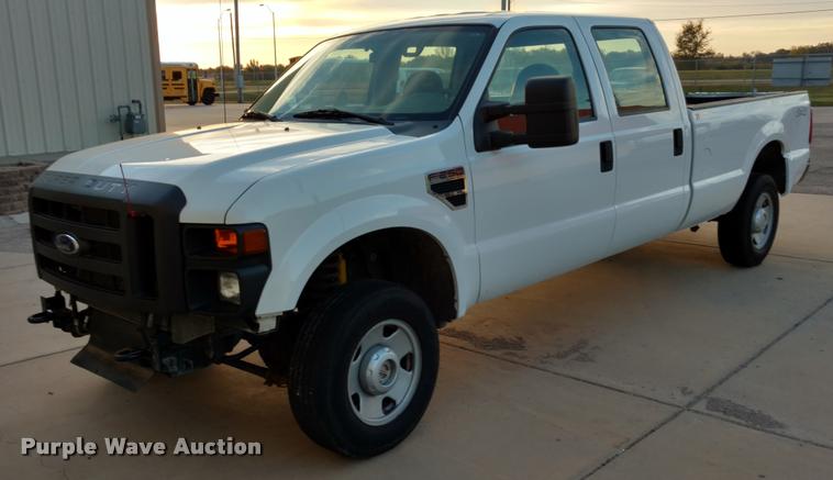 image for item DA4370 2008 Ford F250 Crew Cab pickup truck