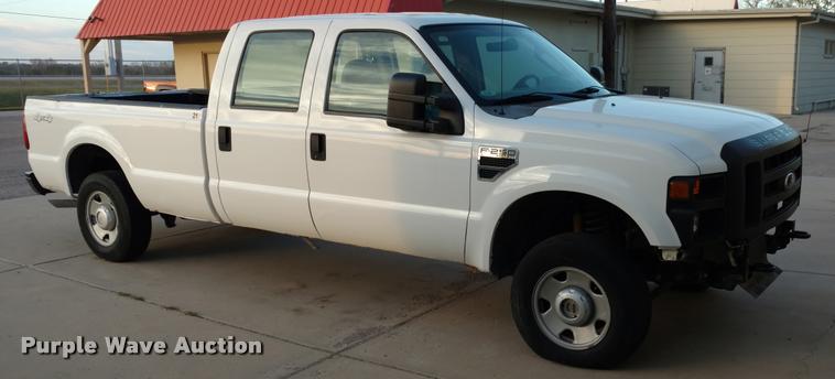 image for item DA4370 2008 Ford F250 Crew Cab pickup truck