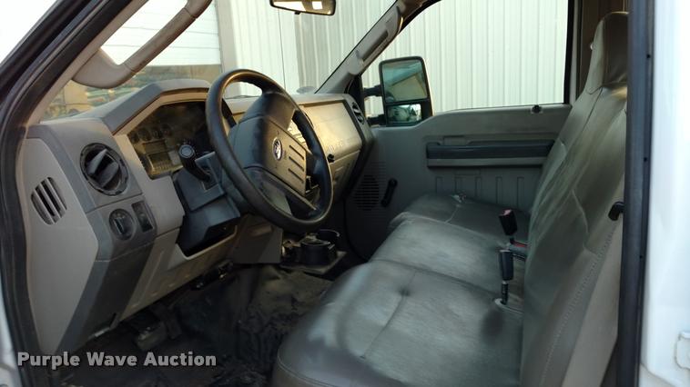 image for item DA4370 2008 Ford F250 Crew Cab pickup truck