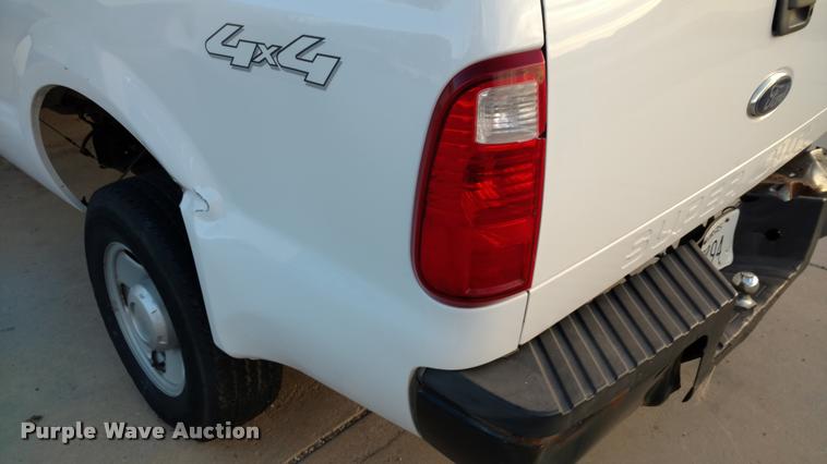 image for item DA4370 2008 Ford F250 Crew Cab pickup truck