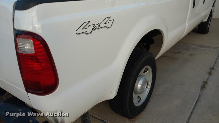 image for item DA4370 2008 Ford F250 Crew Cab pickup truck