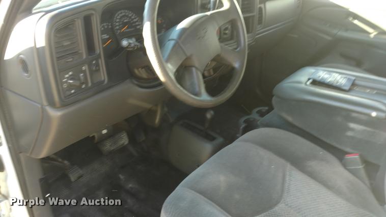 image for item DA4413 2006 Chevrolet Silverado 1500 Ext. Cab pickup truck