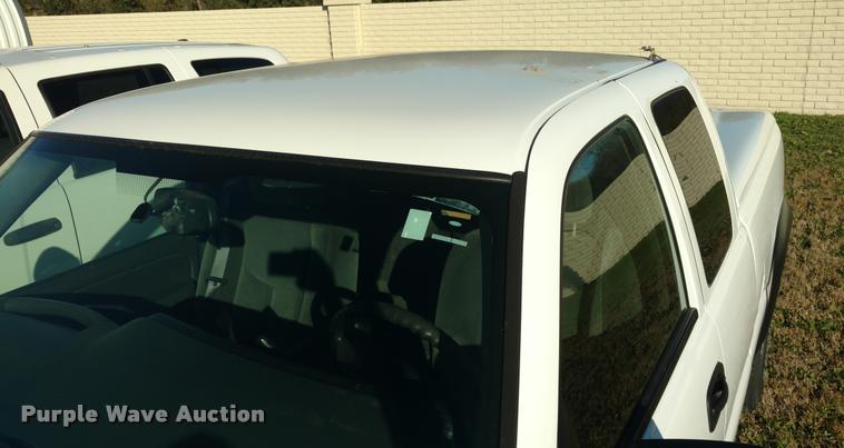 image for item DA4413 2006 Chevrolet Silverado 1500 Ext. Cab pickup truck