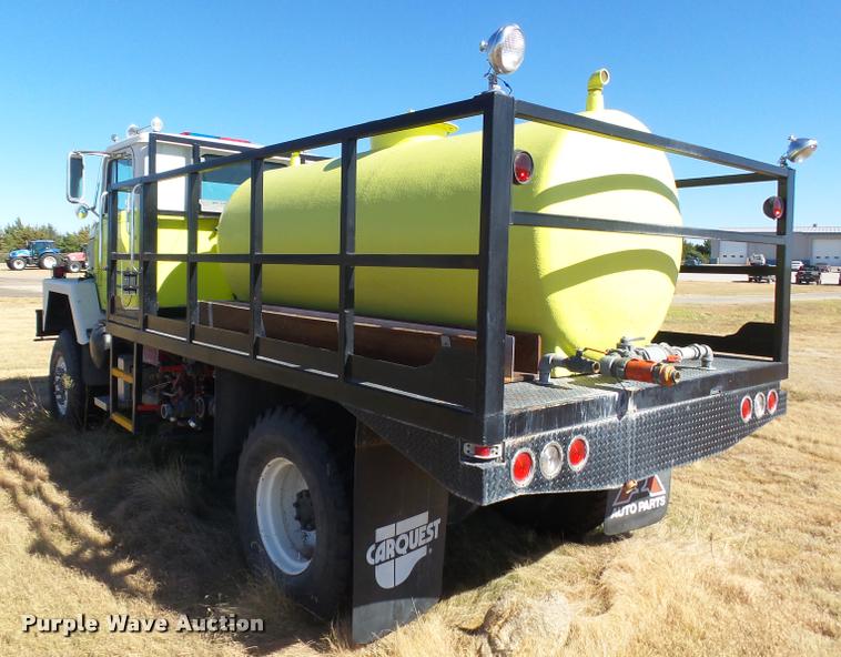 image for item DA4671 1980 International Paystar 5000 fire truck