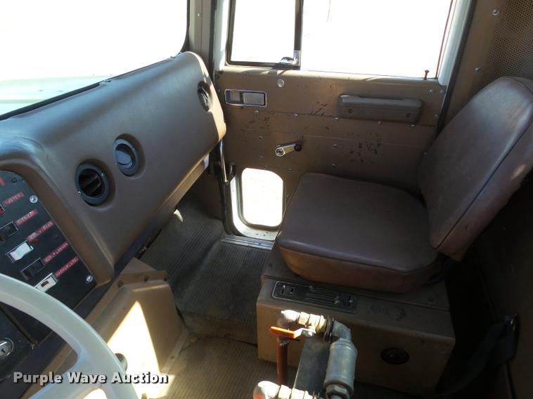 image for item DA4671 1980 International Paystar 5000 fire truck