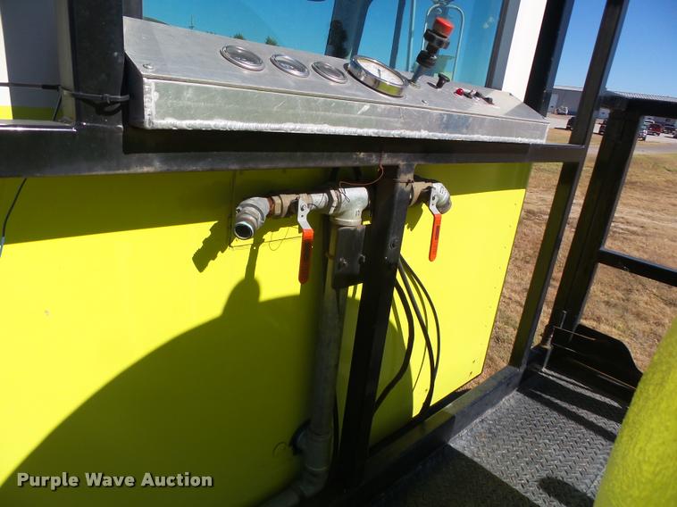 image for item DA4671 1980 International Paystar 5000 fire truck