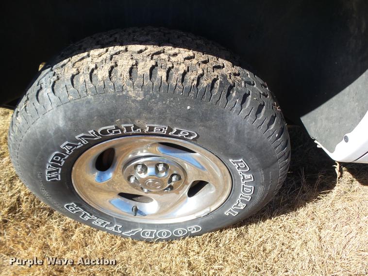 image for item DA4672 1998 Dodge Durango SLT SUV