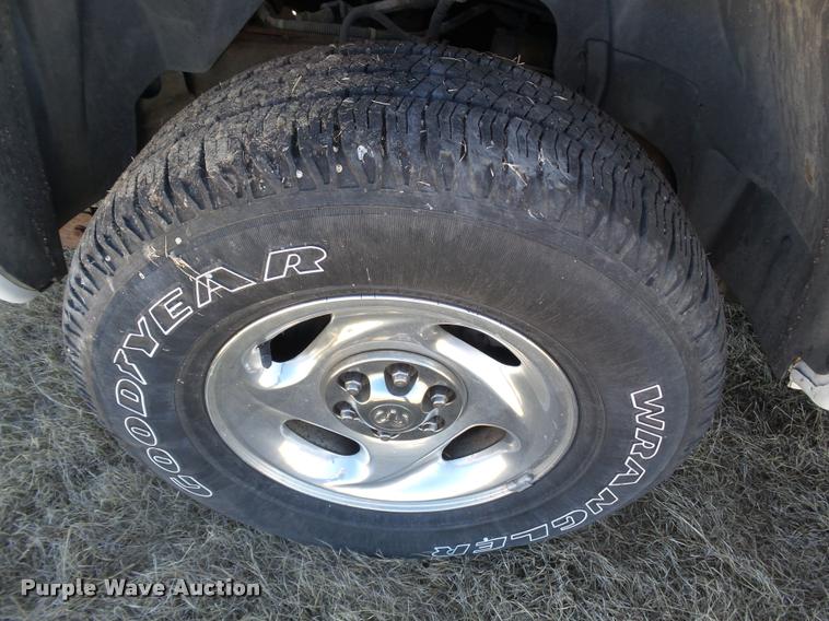 image for item DA4672 1998 Dodge Durango SLT SUV