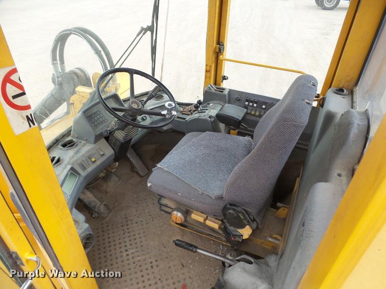 image for item DA4691 Michigan L120B wheel loader