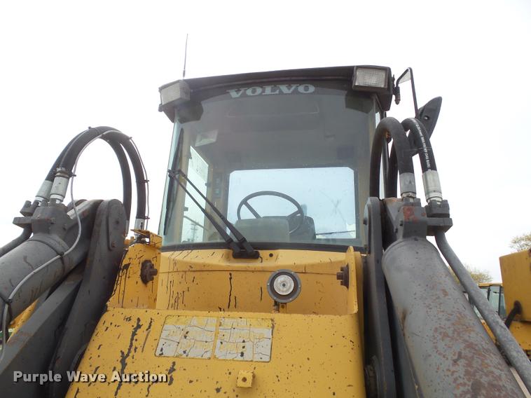 image for item DA4691 Michigan L120B wheel loader