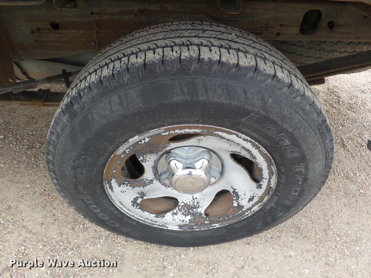 image for item DA4692 2001 Ford F150 XL SuperCab pickup truck