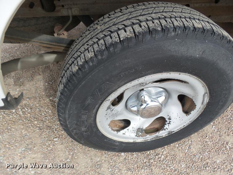 image for item DA4692 2001 Ford F150 XL SuperCab pickup truck