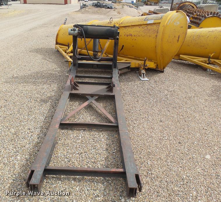 image for item DA4696 1984 Falls 311 snow plow