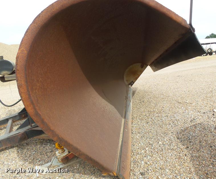 image for item DA4696 1984 Falls 311 snow plow