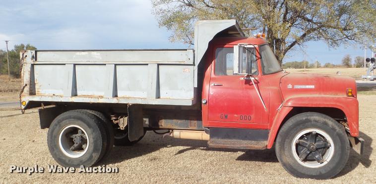 image for item DA5029 1973 International 1600 dump truck