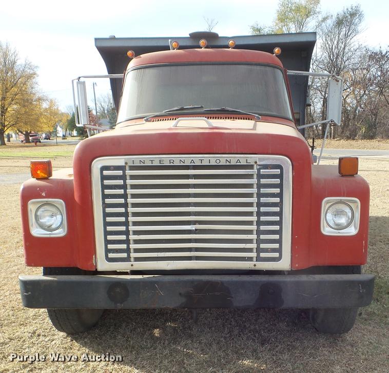 image for item DA5029 1973 International 1600 dump truck