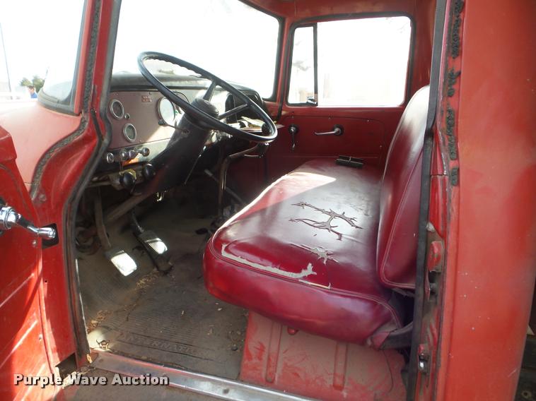 image for item DA5029 1973 International 1600 dump truck