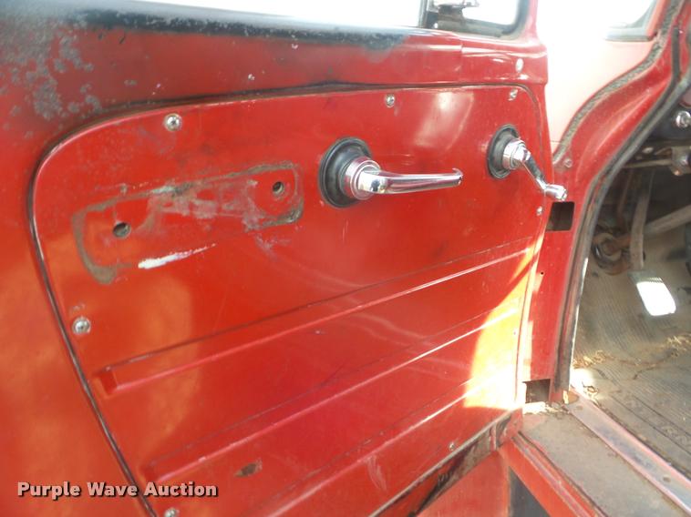 image for item DA5029 1973 International 1600 dump truck