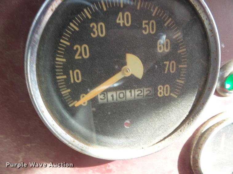 image for item DA5029 1973 International 1600 dump truck