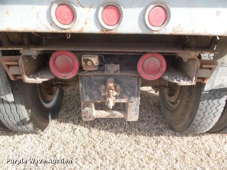 image for item DA5029 1973 International 1600 dump truck