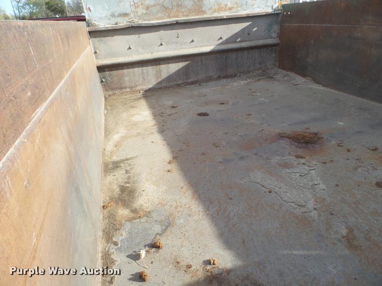 image for item DA5029 1973 International 1600 dump truck