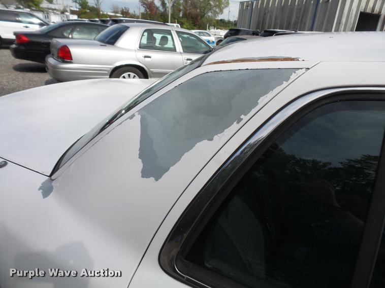 image for item DA8877 2003 Ford Crown Victoria Police Interceptor