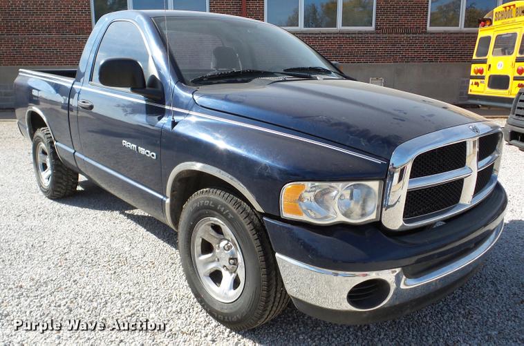 image for item DA8974 2004 Dodge Ram 1500 pickup truck