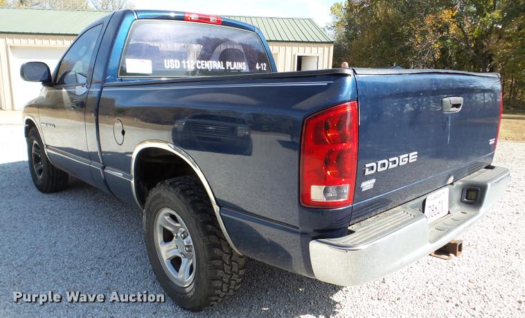 image for item DA8974 2004 Dodge Ram 1500 pickup truck