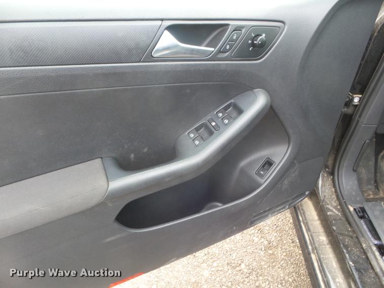 image for item DB3591 2011 Volkswagen Jetta