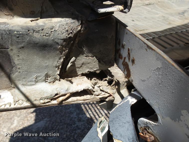 image for item J6041 1990 Volvo WIA semi truck