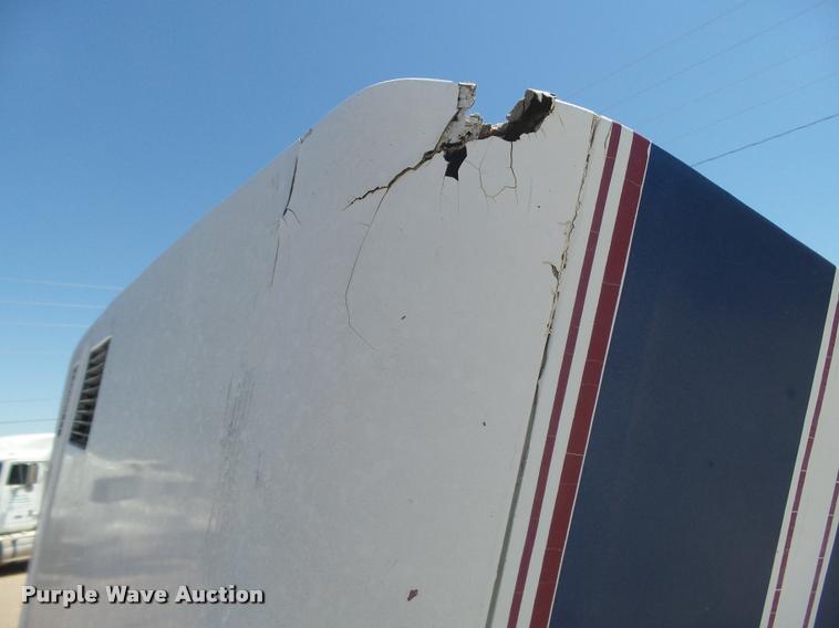 image for item J6041 1990 Volvo WIA semi truck