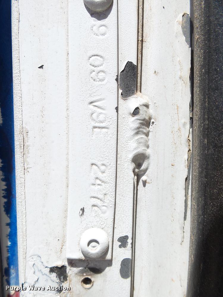 image for item J6041 1990 Volvo WIA semi truck