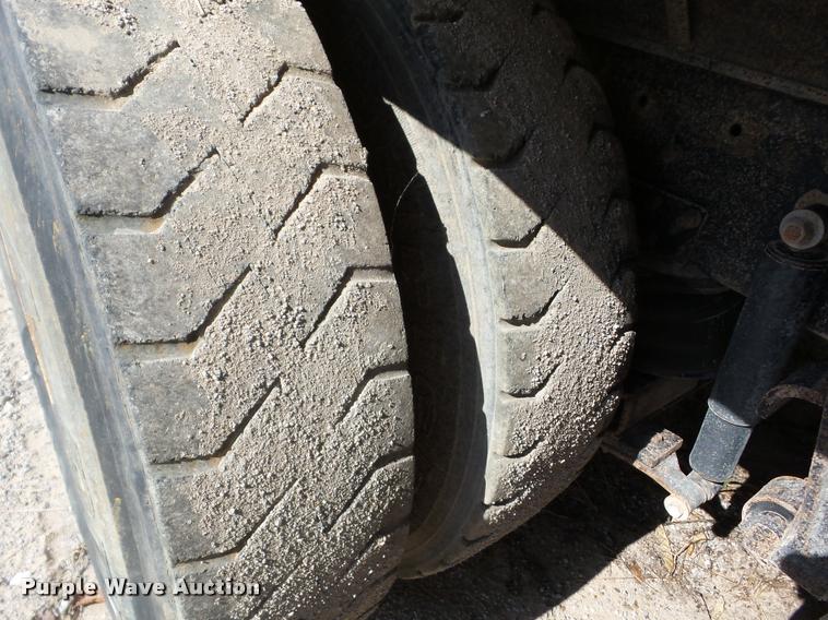 image for item J8715 1995 International 9200 dump truck