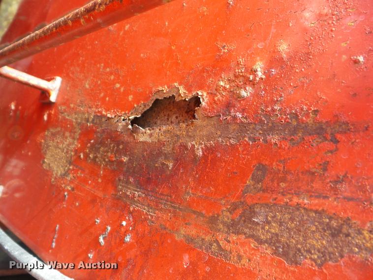 image for item J8716 1999 International 4900 dump truck