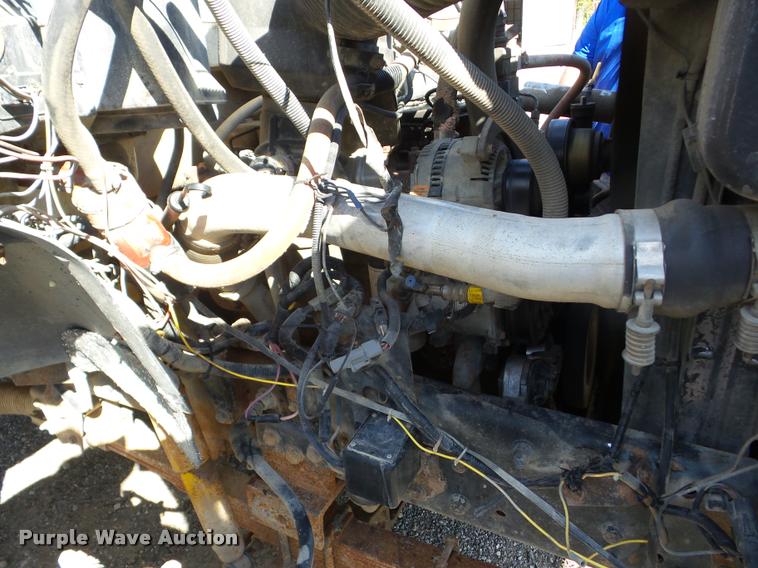 image for item J8718 1992 Ford F700 dump truck