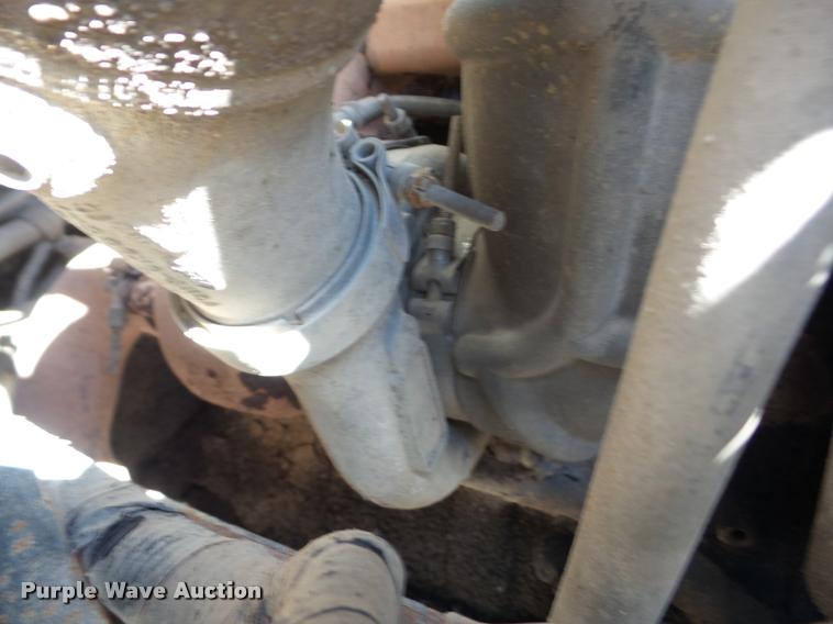 image for item J8718 1992 Ford F700 dump truck