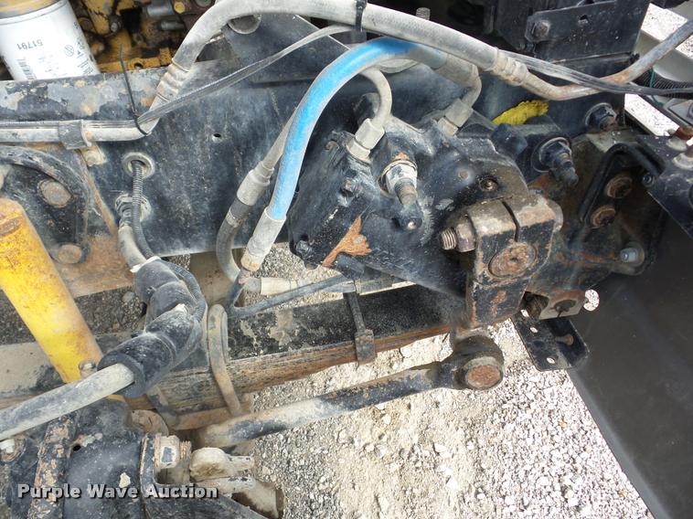 image for item J8720 1999 Sterling L8511 dump truck