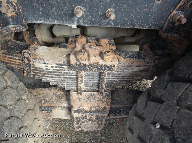 image for item J8720 1999 Sterling L8511 dump truck