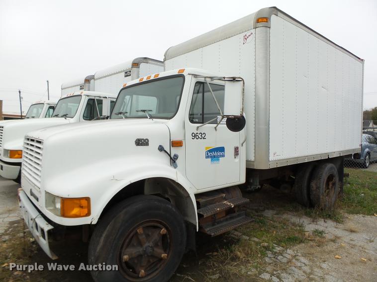 image for item K1401 1996 International 4700 box truck