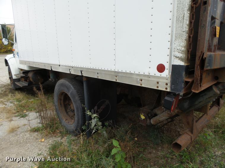image for item K1401 1996 International 4700 box truck