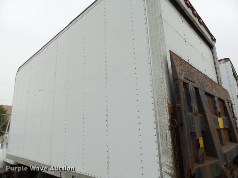 image for item K1401 1996 International 4700 box truck