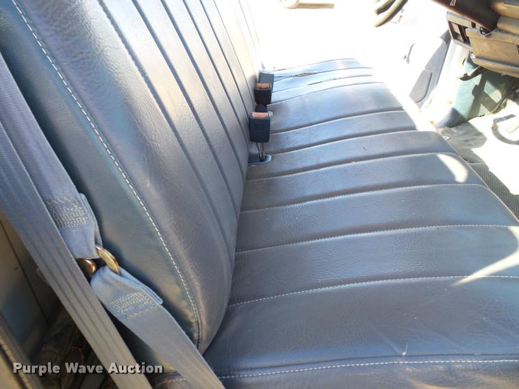 image for item K8072 1994 Chevrolet 1500 pickup truck