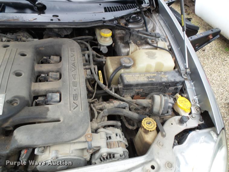 image for item K8076 1999 Chrysler Concorde LXI