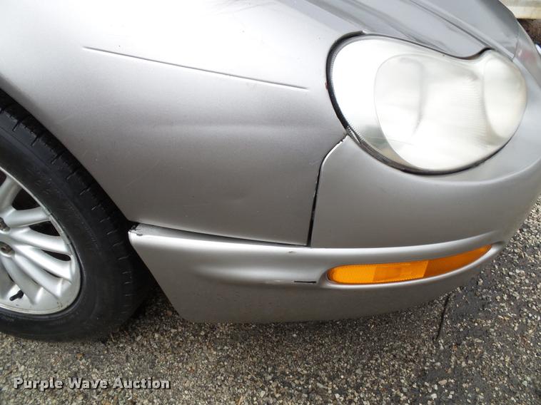 image for item K8076 1999 Chrysler Concorde LXI