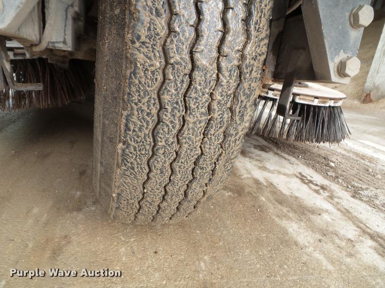 image for item K8077 1996 Johnston V3000SP street sweeper