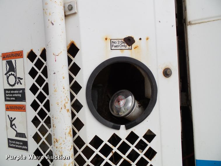 image for item K8077 1996 Johnston V3000SP street sweeper